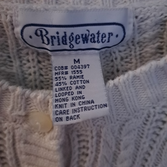 White cable knit Bridgewater button-up  cardigan - Picture 4 of 4